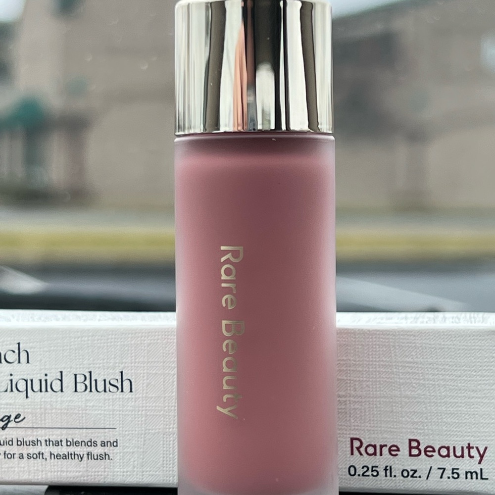 Rare Beauty Encourage Soft Pinch Liquid Blush - Picture 13 of 14